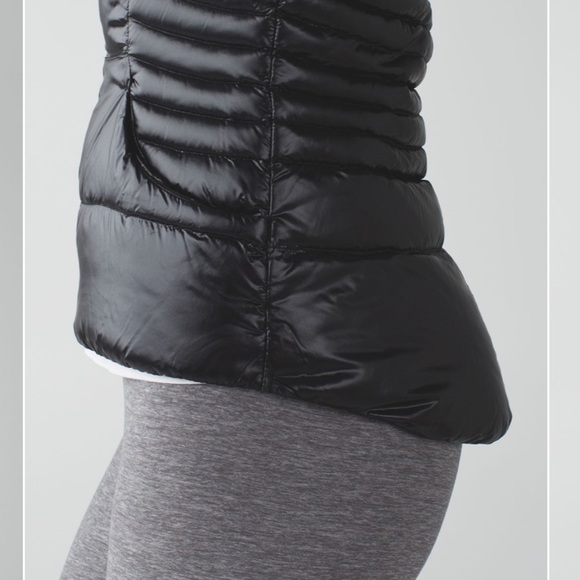 Lululemon Fluffin Awesome Vest Black Puffer Down Women’s - Picture 3 of 16